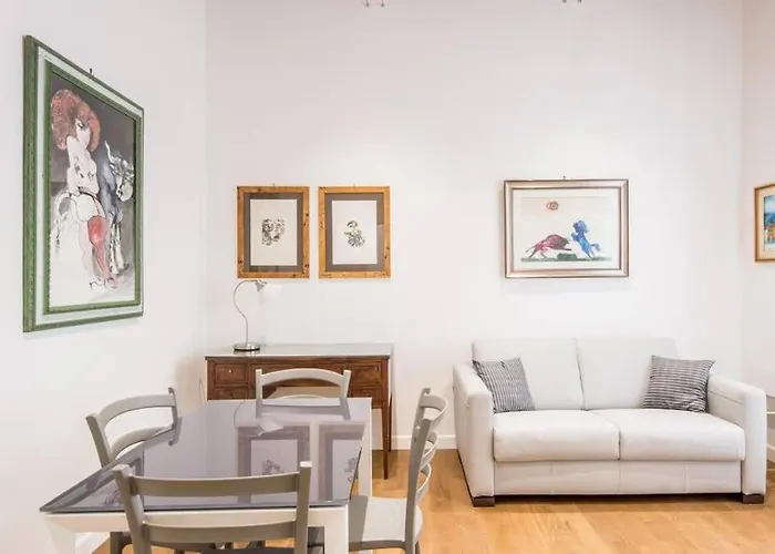 Trastevere Luxury Bright Apartment