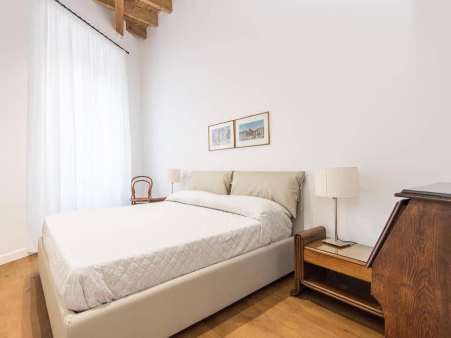 Trastevere Luxury Bright Apartment Rom