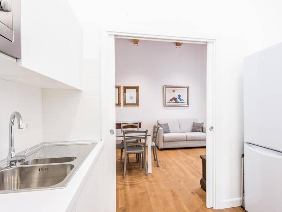 Apartment Trastevere Luxury Bright