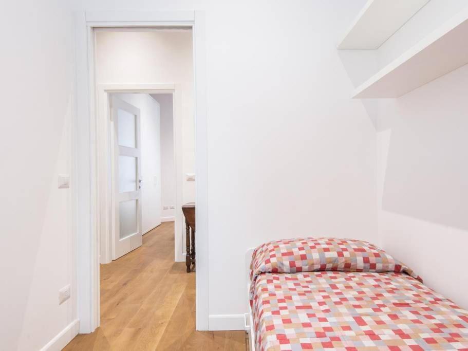 Trastevere Luxury Bright Apartment